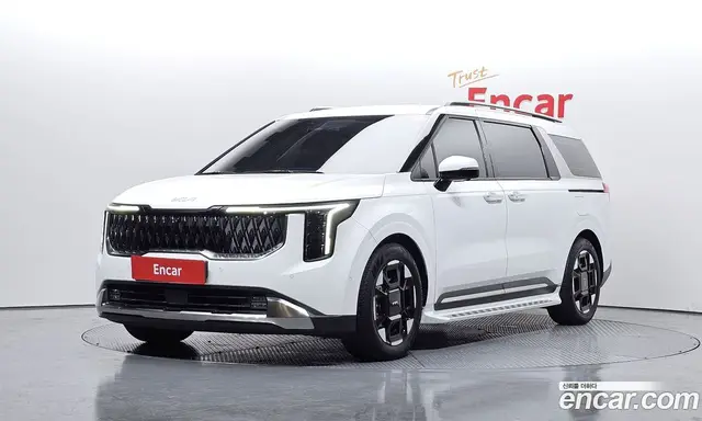 Kia Carnival, 2023, 3 312 км