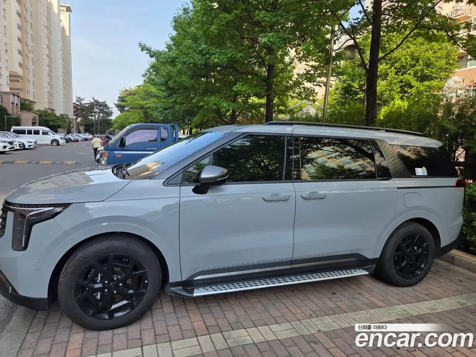 Kia Carnival 2026 1.6 автомат (гидро), фото 10