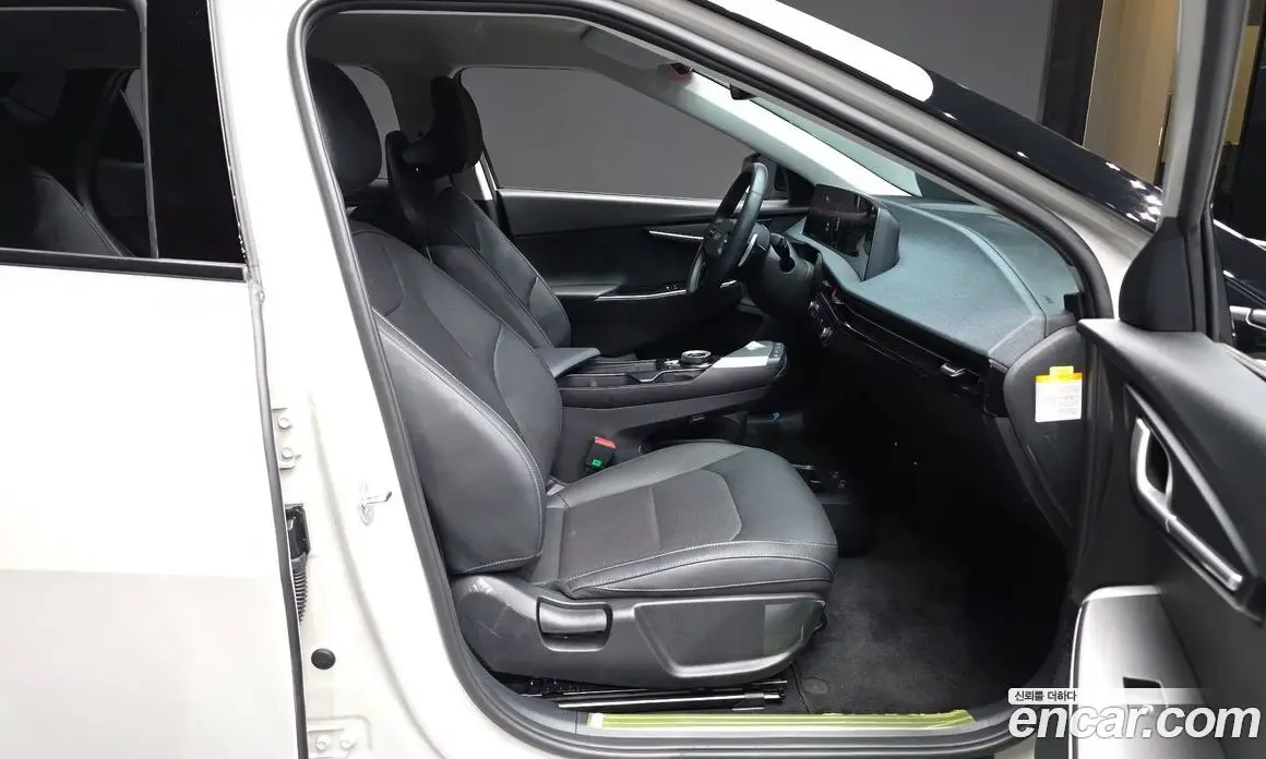 Kia EV6 2023 0.1 автомат (гидро), фото 17