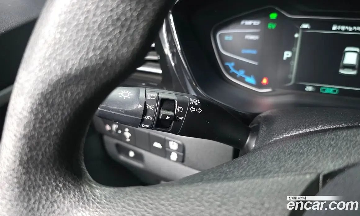 Kia Niro 2021 1.6 автомат (гидро), фото 28