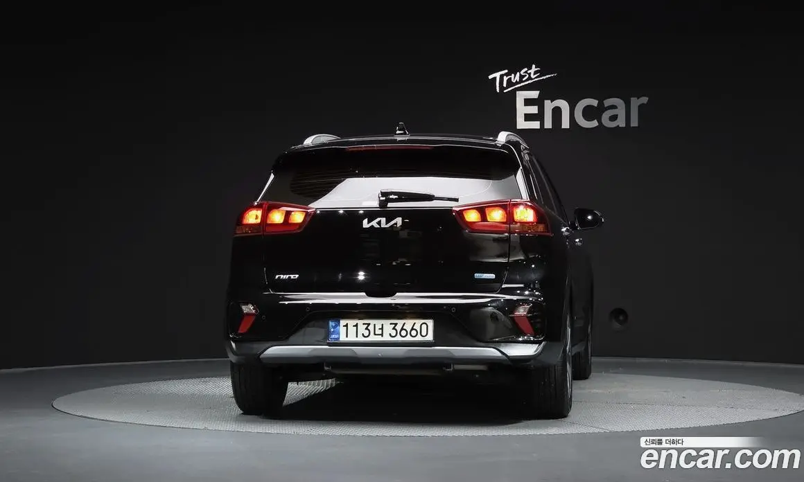 Kia Niro 2021 1.6 автомат (гидро), фото 4