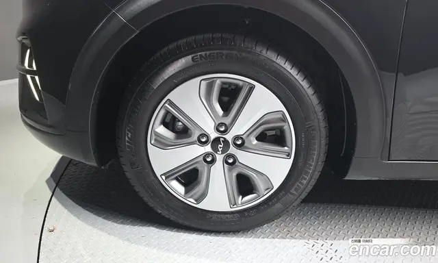 Kia Niro 2021 1.6 автомат (гидро), миниатюра 5