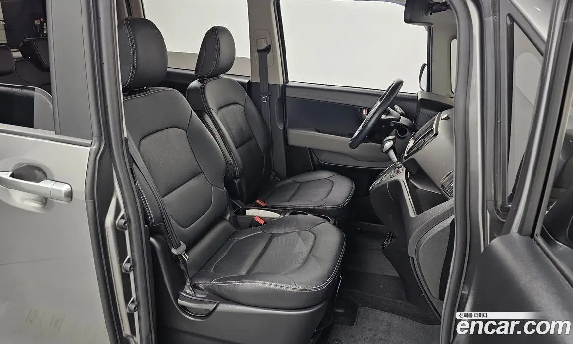 Kia Ray 2023 1.0 автомат (гидро), фото 15