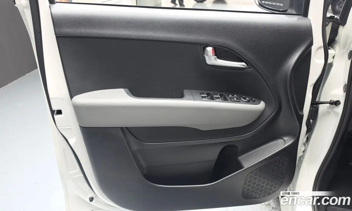 Kia Ray 2025 1.0 автомат (гидро), фото 14