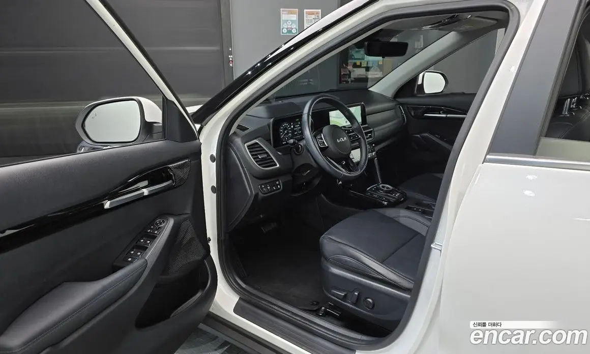 Kia Seltos 2022 2.0 автомат (гидро), фото 13