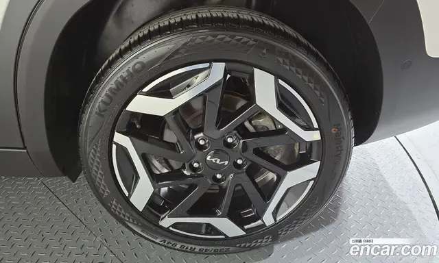 Kia Seltos 2022 2.0 автомат (гидро), миниатюра 7