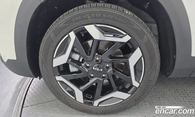 Kia Seltos 2025 1.6 автомат (гидро), миниатюра 5