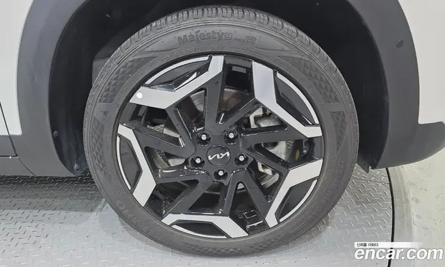 Kia Seltos 2025 1.6 автомат (гидро), миниатюра 7