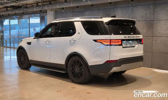 Land Rover Discovery 2018 3.0 автомат (гидро), миниатюра 2