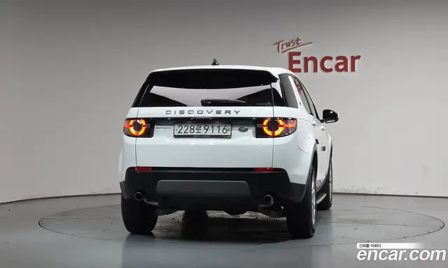 Land Rover Discovery Sport 2017 2.0 автомат (гидро), миниатюра 3