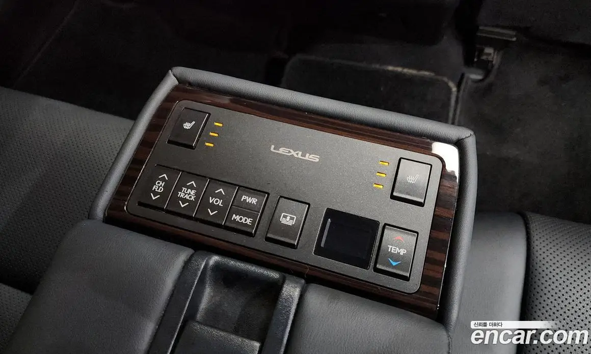 Lexus ES 2017 2.5 автомат (гидро), фото 15 Lexus ES 2017 2.5 автомат (гидро), фото 15
