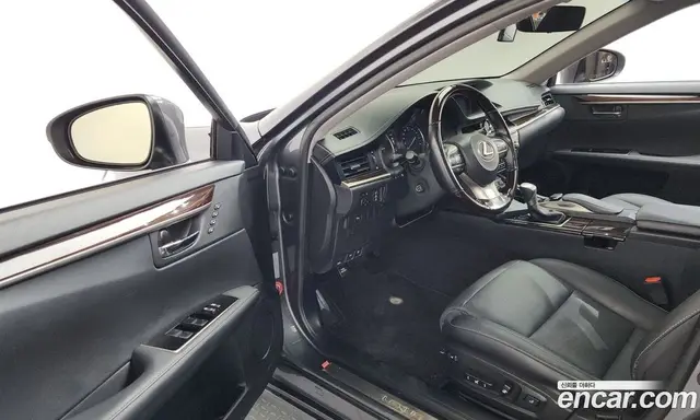 Lexus ES 2017 2.5 автомат (гидро), миниатюра 10 Lexus ES 2017 2.5 автомат (гидро), миниатюра 10