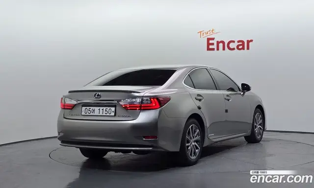 Lexus ES 2018 2.5 автомат (гидро), миниатюра 2 Lexus ES 2018 2.5 автомат (гидро), миниатюра 2