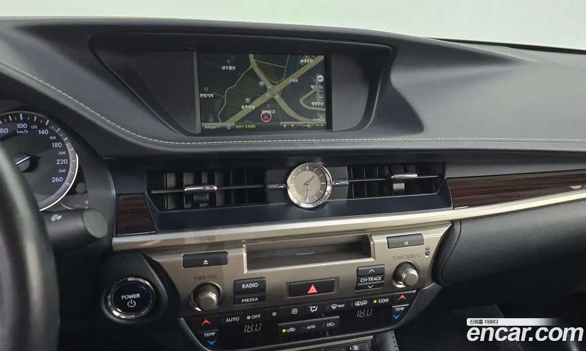 Lexus ES 2018 2.5 автомат (гидро), фото 12 Lexus ES 2018 2.5 автомат (гидро), фото 12