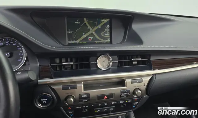 Lexus ES 2018 2.5 автомат (гидро), миниатюра 12