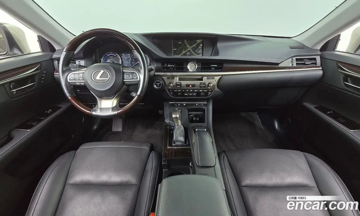 Lexus ES 2018 2.5 автомат (гидро), фото 7 Lexus ES 2018 2.5 автомат (гидро), фото 7