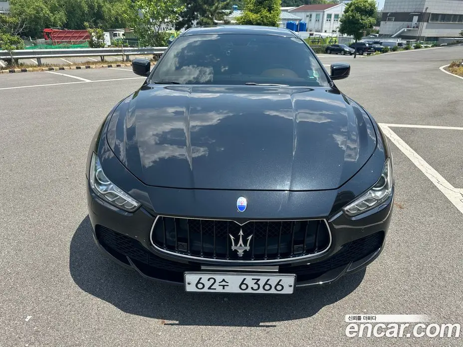 Maserati Ghibli 2015 3.0 автомат (гидро), фото 3 Maserati Ghibli 2015 3.0 автомат (гидро), фото 3