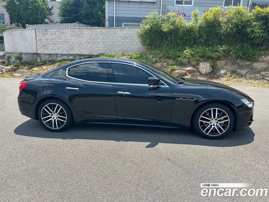Maserati Ghibli 2015 3.0 автомат (гидро), фото 9 Maserati Ghibli 2015 3.0 автомат (гидро), фото 9