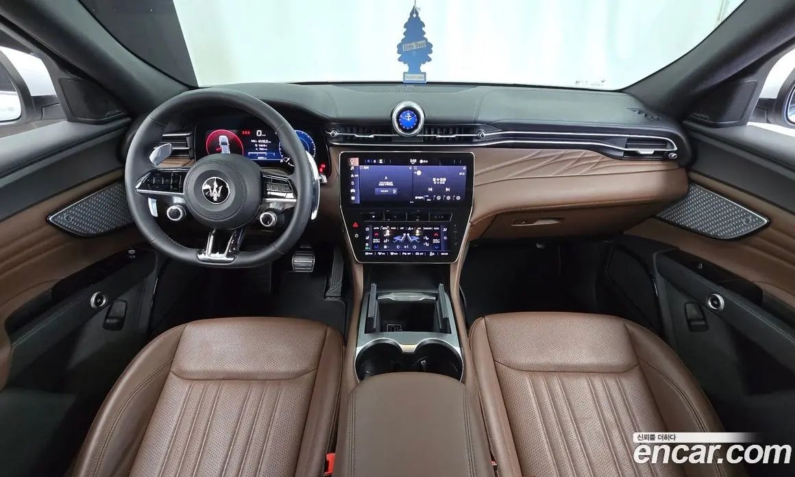 Maserati Grecale 2023 2.0 автомат (гидро), фото 7 Maserati Grecale 2023 2.0 автомат (гидро), фото 7