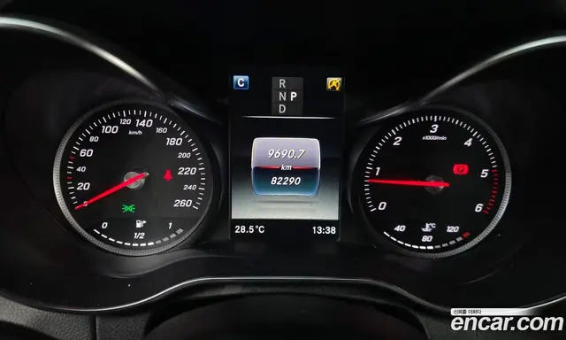 Mercedes-Benz C-Class 2018 2.1 автомат (гидро), миниатюра 11