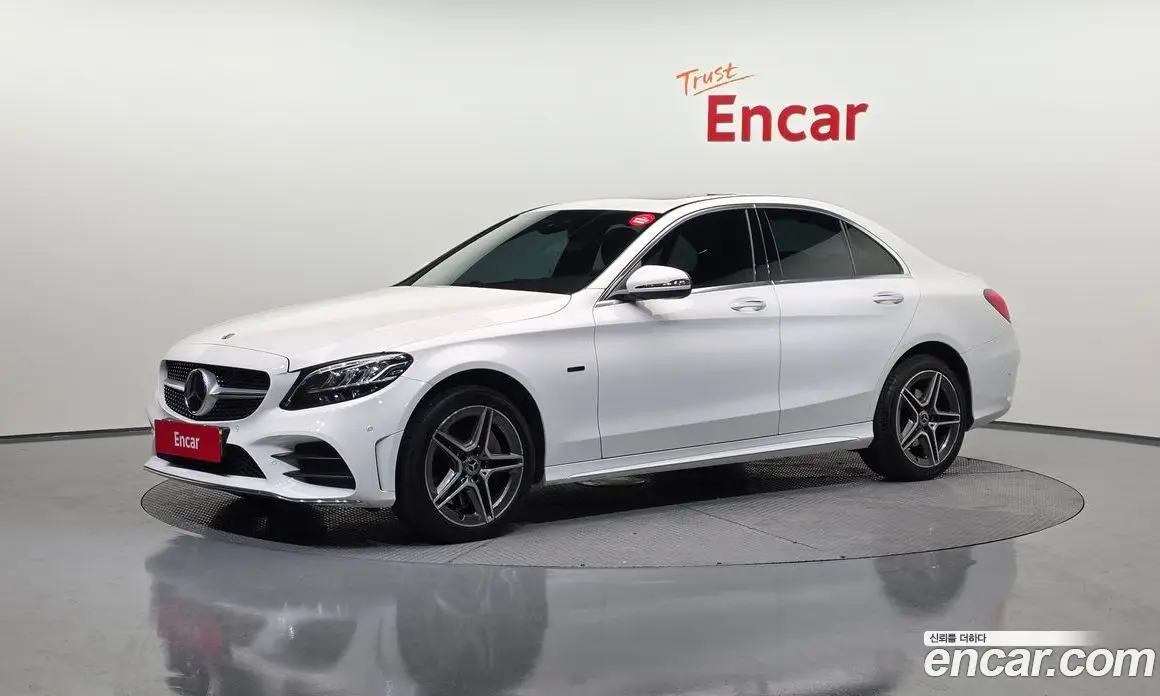 Mercedes-Benz C-Class 2020 2.0 автомат (гидро), фото 1 Mercedes-Benz C-Class 2020 2.0 автомат (гидро), фото 1