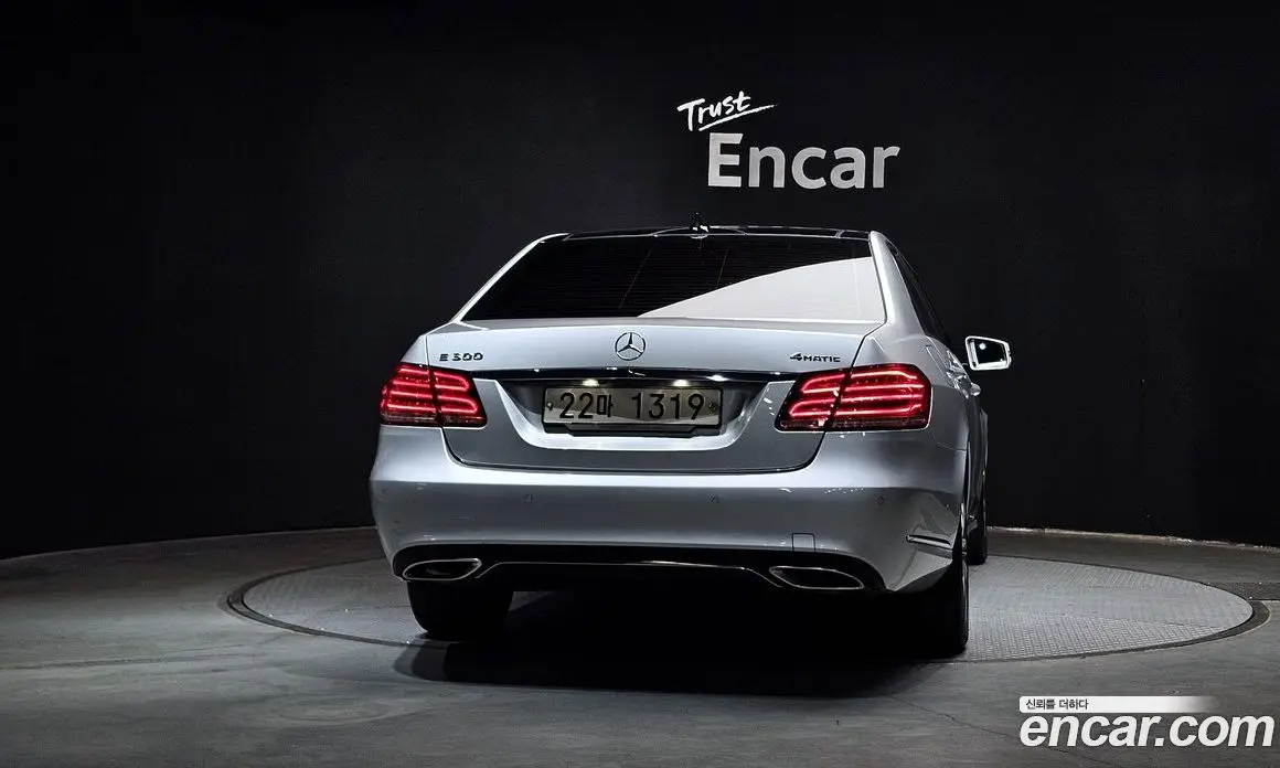 Mercedes-Benz E-Class 2014 3.5 автомат (гидро), фото 4