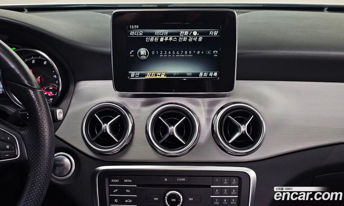 Mercedes-Benz GLA-Class 2019 2.0 автомат (гидро), фото 19