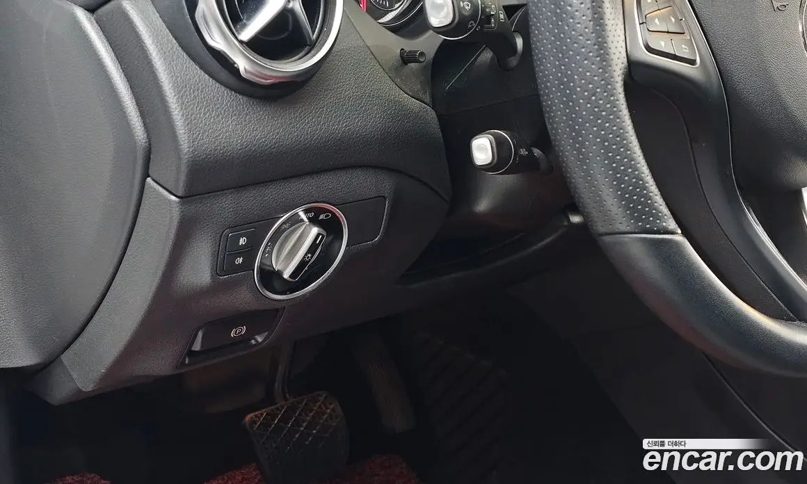 Mercedes-Benz GLA-Class 2019 2.0 автомат (гидро), фото 22