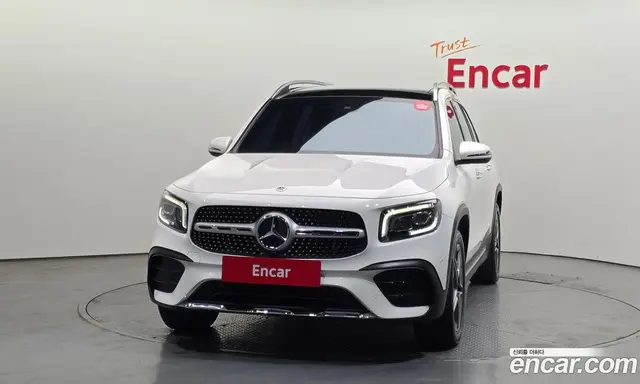 Mercedes-Benz GLB-Class 2021 2.0 автомат (гидро), миниатюра 3