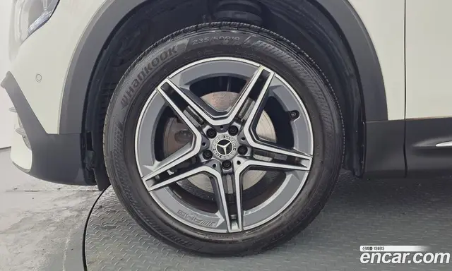 Mercedes-Benz GLB-Class 2021 2.0 автомат (гидро), миниатюра 5