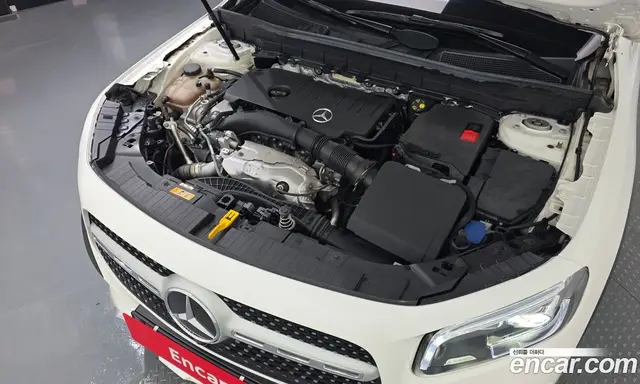 Mercedes-Benz GLB-Class 2021 2.0 автомат (гидро), миниатюра 6