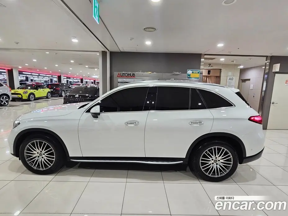 Mercedes-Benz GLC-Class 2023 2.0 автомат (гидро), фото 20