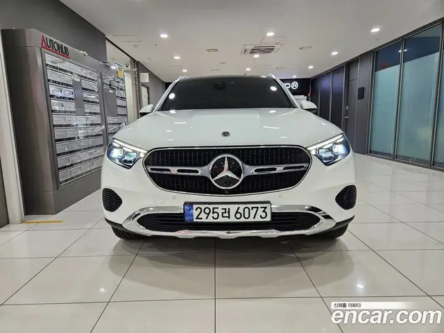 Mercedes-Benz GLC-Class 2023 2.0 автомат (гидро), миниатюра 3