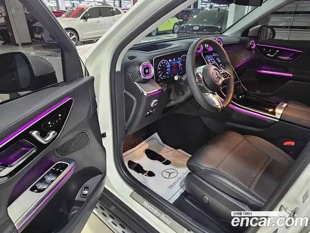 Mercedes-Benz GLC-Class 2023 2.0 автомат (гидро), миниатюра 10