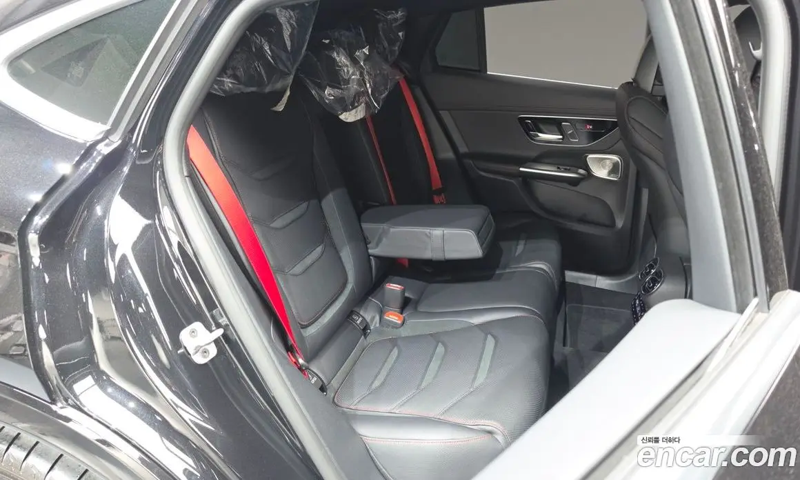 Mercedes-Benz GLC-Class 2024 2.0 автомат (гидро), фото 18