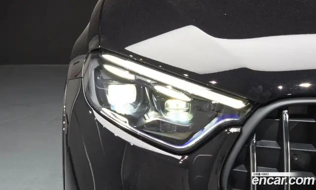 Mercedes-Benz GLC-Class 2024 2.0 автомат (гидро), миниатюра 8