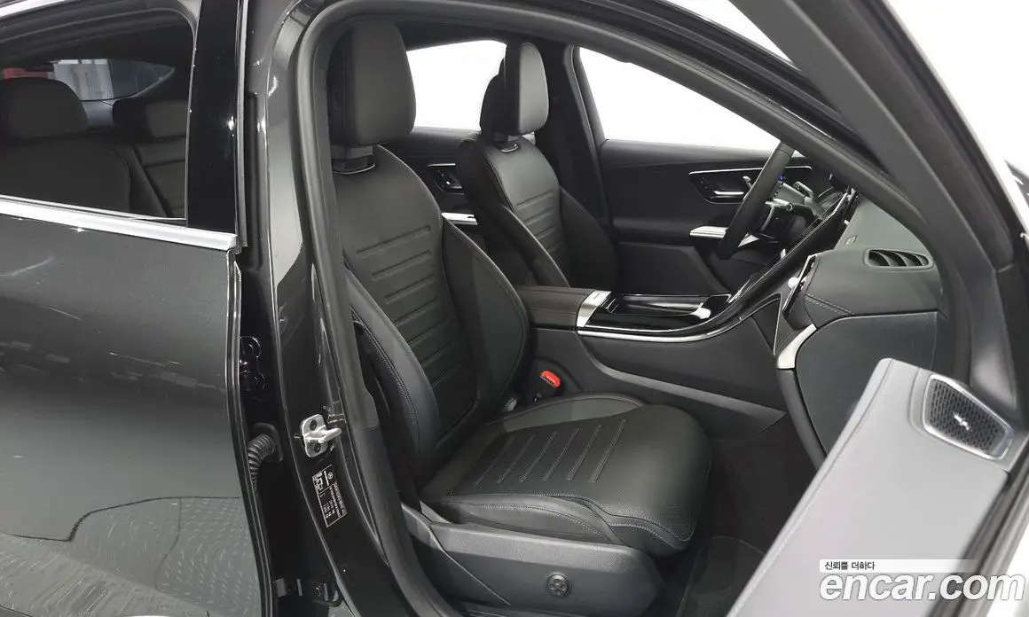 Mercedes-Benz GLC-Class 2025 2.0 автомат (гидро), фото 16