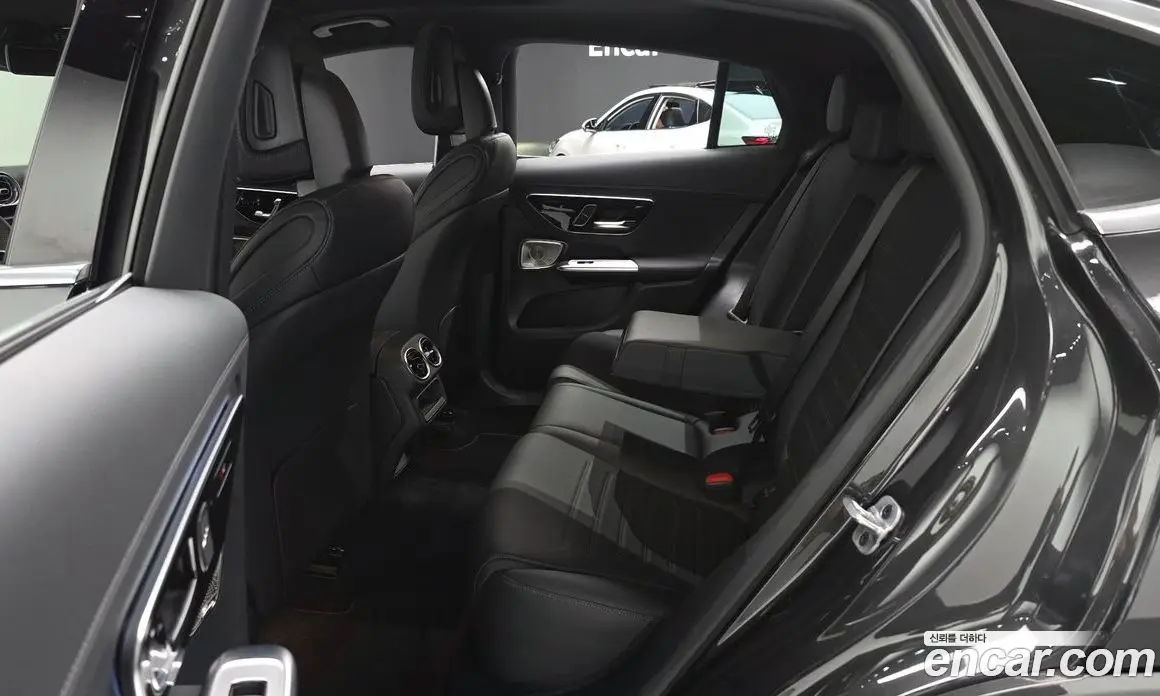 Mercedes-Benz GLC-Class 2025 2.0 автомат (гидро), фото 17