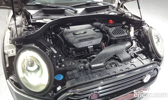 Mini Clubman 2016 2.0 автомат (гидро), миниатюра 6