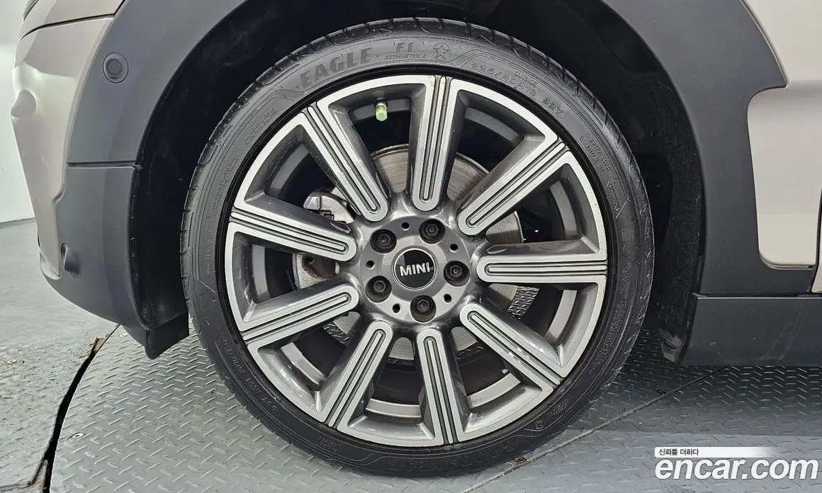 Mini Clubman 2022 2.0 автомат (гидро), фото 5