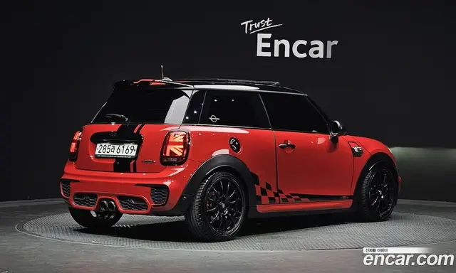 Mini Cooper 2015 2.0 автомат (гидро), миниатюра 2