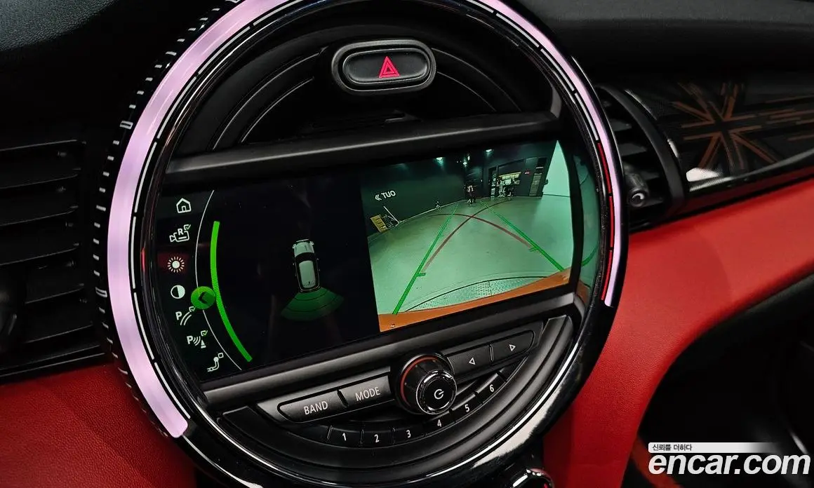 Mini Cooper 2015 2.0 автомат (гидро), фото 15