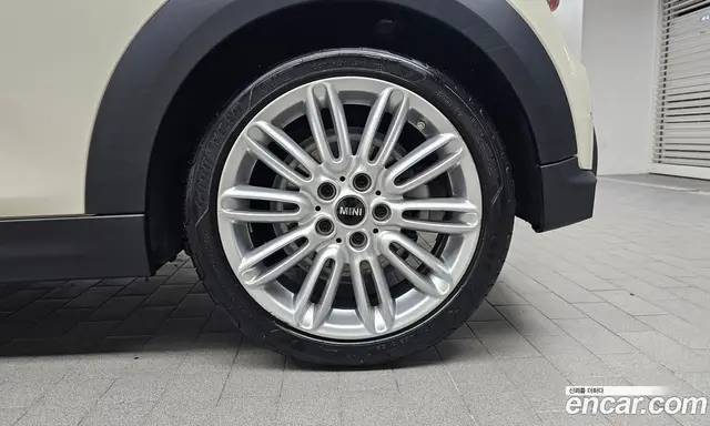 Mini Cooper 2022 1.5 автомат (гидро), миниатюра 7
