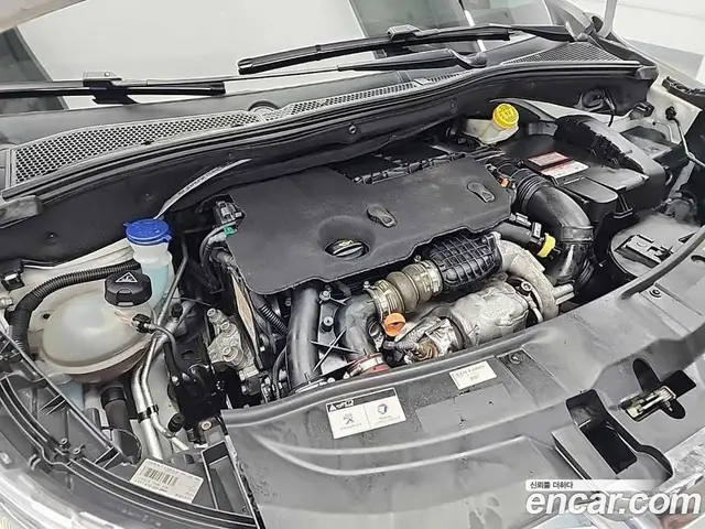 Peugeot 2008 2015 1.6 автомат (гидро), миниатюра 5
