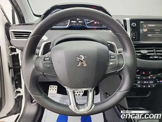 Peugeot 2008 2015 1.6 автомат (гидро), миниатюра 9