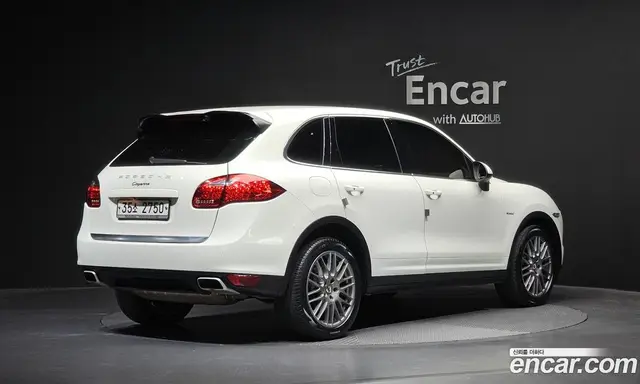 Porsche Cayenne 2011 3.0 автомат (гидро), миниатюра 2