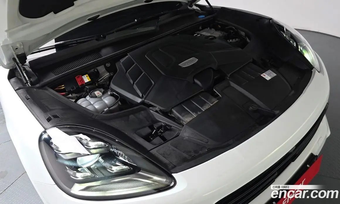 Porsche Cayenne 2020 3.0 автомат (гидро), фото 5