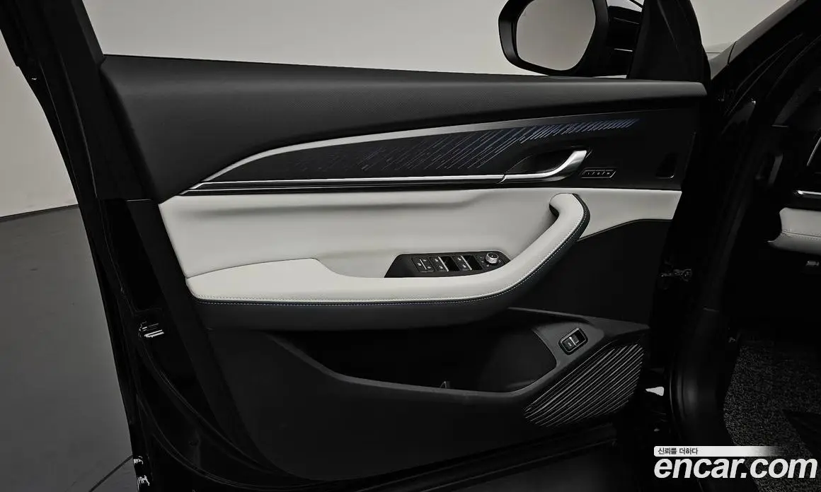 Renault (Samsung) Grand Koleos 2025 1.5 автомат (гидро), фото 13