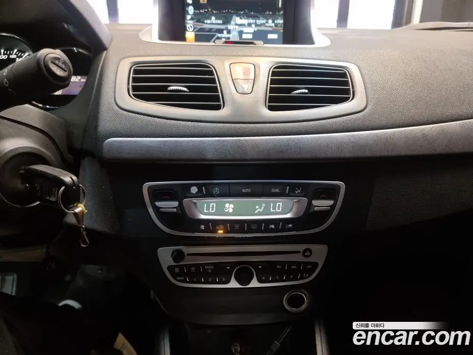 Renault (Samsung) SM3 2009 1.6 автомат (гидро), фото 17 Renault (Samsung) SM3 2009 1.6 автомат (гидро), фото 17
