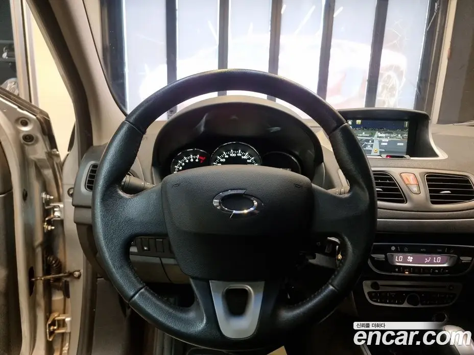Renault (Samsung) SM3 2009 1.6 автомат (гидро), фото 18 Renault (Samsung) SM3 2009 1.6 автомат (гидро), фото 18